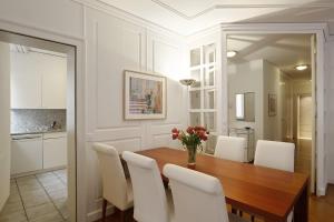 Φωτογραφία από το άλμπουμ του Great 2BD Flat Old Town - SCHIPFE B στη Ζυρίχη
