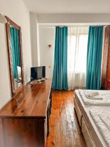 Postel nebo postele na pokoji v ubytování Banderitsa Hotel