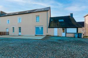 Tòa nhà nơi nhà nghỉ dưỡng tọa lạc