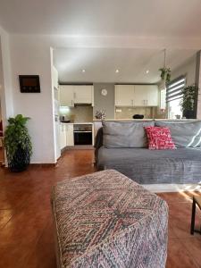 Kuchnia lub aneks kuchenny w obiekcie La Isla House 5 minuti Centro-Spiaggia Corralejo