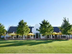 Een tuin van Spier Hotel and Wine Farm