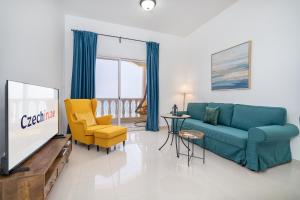 Kép Relax in Spacious 2BD with Sea View in Al Hamra szállásáról Rász el-Haimában a galériában