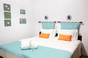 Un pat sau paturi într-o cameră la Elounda Relax Apartment