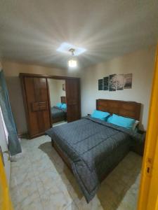 Kama o mga kama sa kuwarto sa TREE Serviced Apartment -3BHK Self check-in