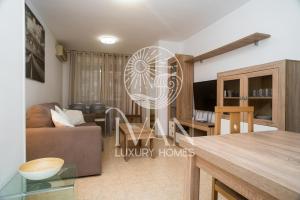 TV a/nebo společenská místnost v ubytování Casa Ferrara Ivan Luxury Homes 3ªPlta Norte 1ªLinea + 14 fotografií