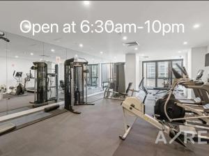 Fitness centrum a/nebo fitness zařízení v ubytování FutureStay AI