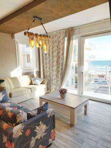 A seating area at SWEET HOME & WELLNESS affittacamere