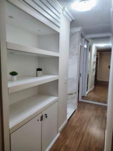 Φωτογραφία από το άλμπουμ του B&B Conforto próximo ao Aeroporto σε São José dos Pinhais