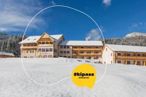 JUFA Hotel Gitschtal að vetri til
