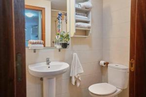 Un baño de FGDR322F Cala de la Maza 22 fotos más