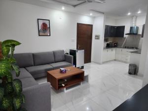 Η κουζίνα ή μικρή κουζίνα στο Heaven Serviced Apartments