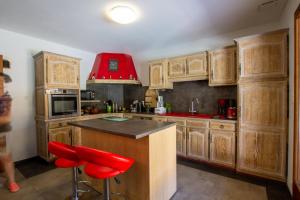 Nhà bếp/bếp nhỏ tại Les tourterelles