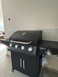 Cuisine ou kitchenette dans l'établissement Élégante villa familiale à Harhoura Confort et Proximité plage