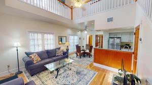 Kuchyň nebo kuchyňský kout v ubytování Breezy Retreat