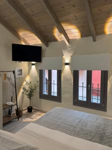 Llit o llits en una habitació de 1900 Apartments Ioannina