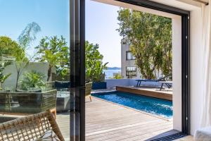 Imagen de la galería de Villa Feliz, vue mer, piscine, jacuzzi, en La Ciotat