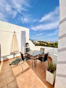 Balkon lub taras w obiekcie Cozy Townhouse Selwo