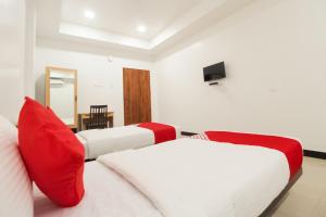 TV a/nebo společenská místnost v ubytování Super Hotel O Sakthi Grand