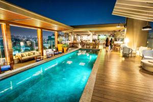 Bazén v ubytování K Tower Boutique Hotel By Lucerna nebo v jeho okolí + 37 fotografií