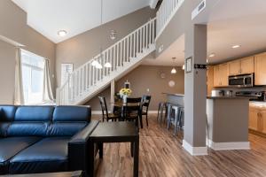 Gallery image of Spacious 1-bedroom condo in the heart of Grand Haven in Grand Haven