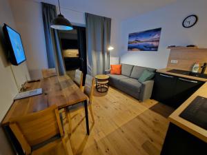 Kuchyňa alebo kuchynka v ubytovaní Benecko moderní apartmán A30 by AlkaTravel