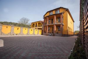 Budova, kde se hotel nachází