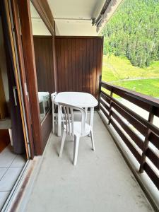 Balkón nebo terasa v ubytování Appartement-Siviez