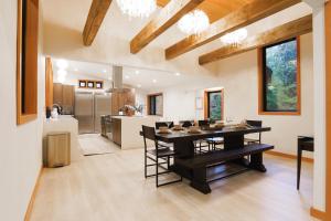 Η κουζίνα ή μικρή κουζίνα στο Aspire at Mount Baker