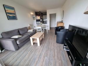 Una cocina o cocineta en Face au port - Vue mer - Jardin - Wifi - Ménage - 4 pers