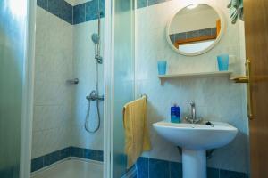 Kúpeľňa v ubytovaní Apartments Lovre