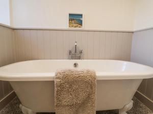 O baie la Pudding Cottage, Westleton +17 fotografii