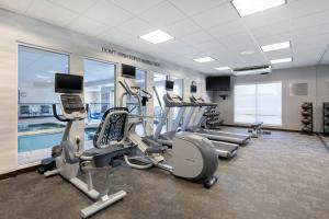 Fitness centrum a/nebo fitness zařízení v ubytování Fairfield Inn & Suites by Marriott Rockford
