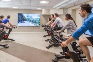 Fitness centrum a/nebo fitness zařízení v ubytování Delta Hotels by Marriott Dartmouth
