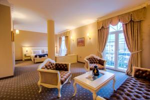 Гостиная зона в Lot Boutique Hotel by Hotels and Preference