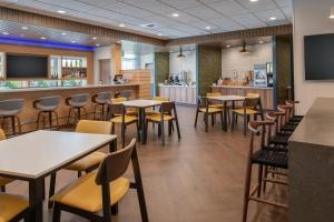 Restaurace v ubytování Fairfield Inn & Suites by Marriott Wenatchee