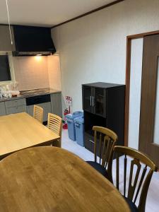 Kuchyň nebo kuchyňský kout v ubytování Private Lodging KASE 五所川原