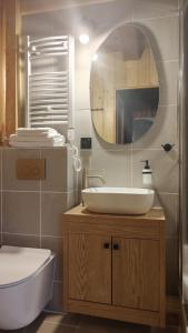Kúpeľňa v ubytovaní Z Giewontem w Tle Apart&Room