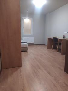 RVR Smart Apartments Riga with Free Parking and Self Check-in客房内的一张或多张床位