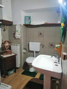 Koupelna v ubytování Albergo Andromeda