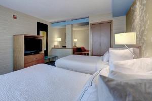 Voodi või voodid majutusasutuse Fairfield Inn & Suites by Marriott Edison - South Plainfield toas