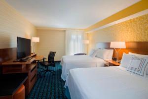 Katil atau katil-katil dalam bilik di Fairfield Inn & Suites by Marriott Paramus