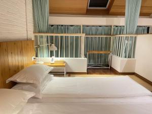 Postel nebo postele na pokoji v ubytování Hangzhou Shange Hotel