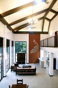 TV/trung tâm giải trí tại Villa Ariana Family Getaway