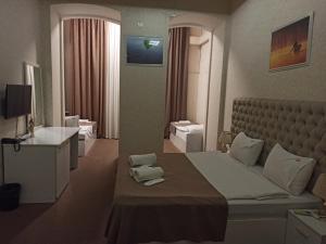 Televisyen dan/atau pusat hiburan di "S" Boutique Hotel