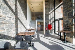 Istumisnurk majutusasutuses Hotel Llivia