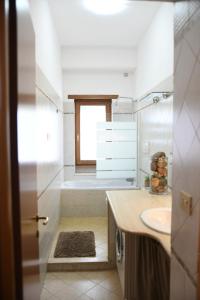 Φωτογραφία από το άλμπουμ του House Rome front sea στο Λίντο ντι Όστια