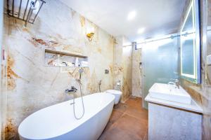 Bagno di Solar Residency, Srinagar