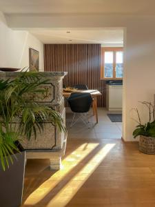 Postel nebo postele na pokoji v ubytování Zer Treichi Appartements