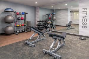 Fitness centrum a/nebo fitness zařízení v ubytování Fairfield Inn Spokane Downtown