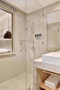 Bagno di Four Points by Sheraton Kochi Infopark